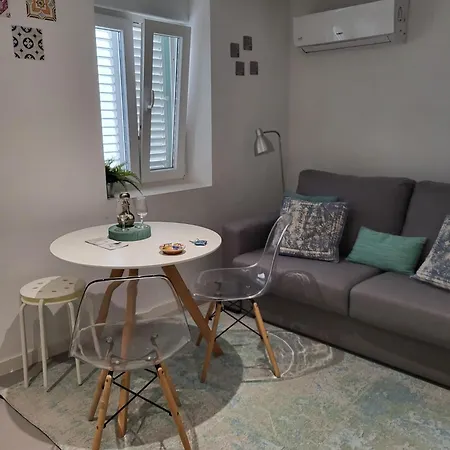 New Bluebell House In Heart Of Porto