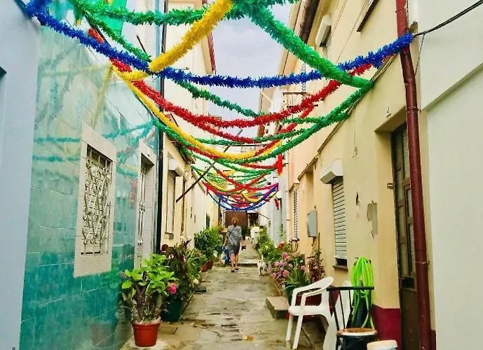 New Bluebell House In Heart Of *