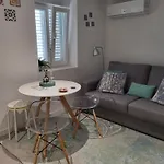 New Bluebell House In Heart Of Porto