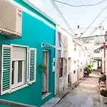 New Bluebell House In Heart Of Porto