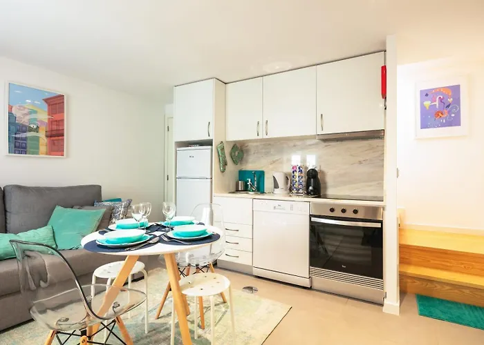 New Bluebell House In Heart Of Porto